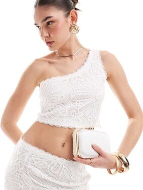 NWT 4th & Reckless Broderie Lace One Shoulder Top - Size M